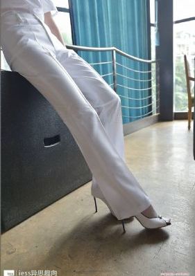 少妇精品久久久www-热播嘟嘟动漫网